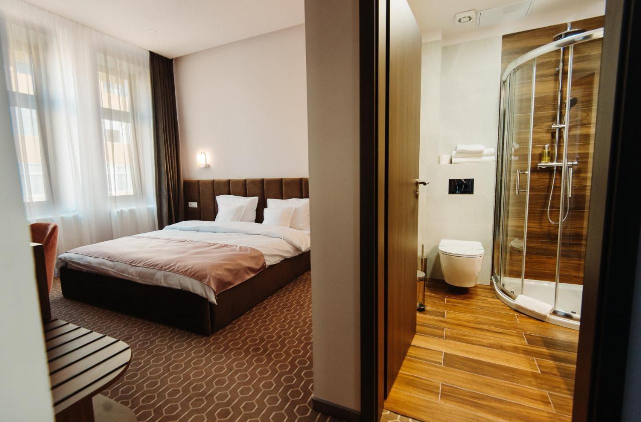 Roa Guesthouse Blaj Buitenkant foto